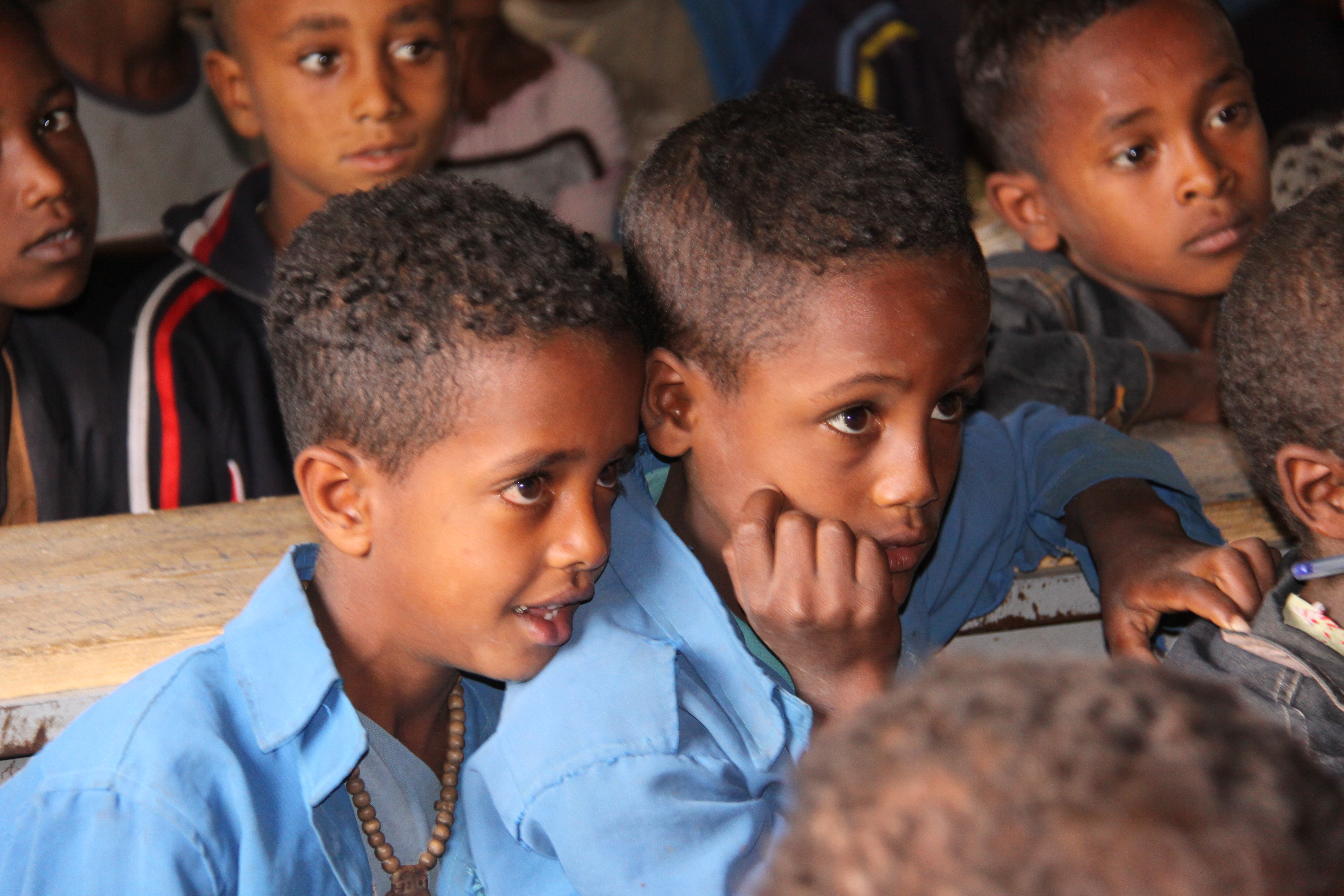 Peruskoulutus luo turvaa koko elämän ajaksi. Kaikilla on oikeus päästä kouluun. Lähetysseuran tuella myös vähemmistökieliä puhuvat lapset saavat opetusta äidinkielellään Etiopiassa. Kuva Katri Leino-Nzau