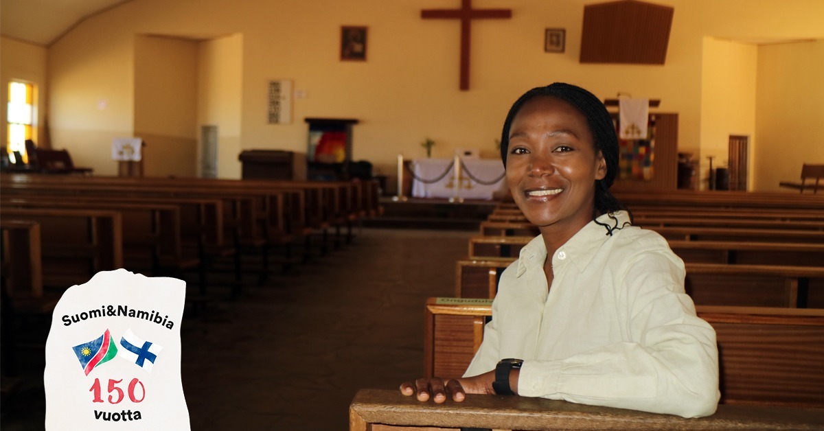 Pastori Emma Nangolo Emmanuelin kirkossa Windhoekin Katuturassa, Namibiassa.