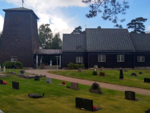 puinen kirkko Ruotsissa